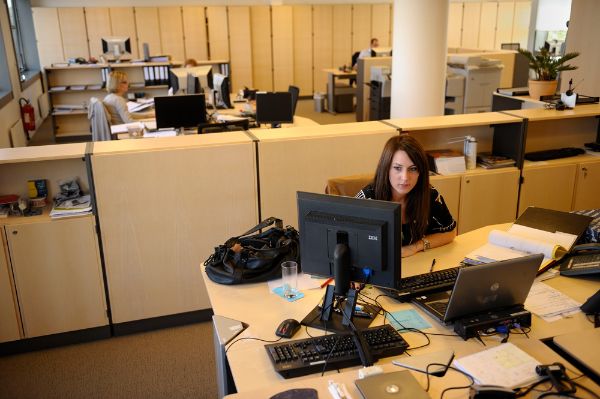 Salariés dans un open-space